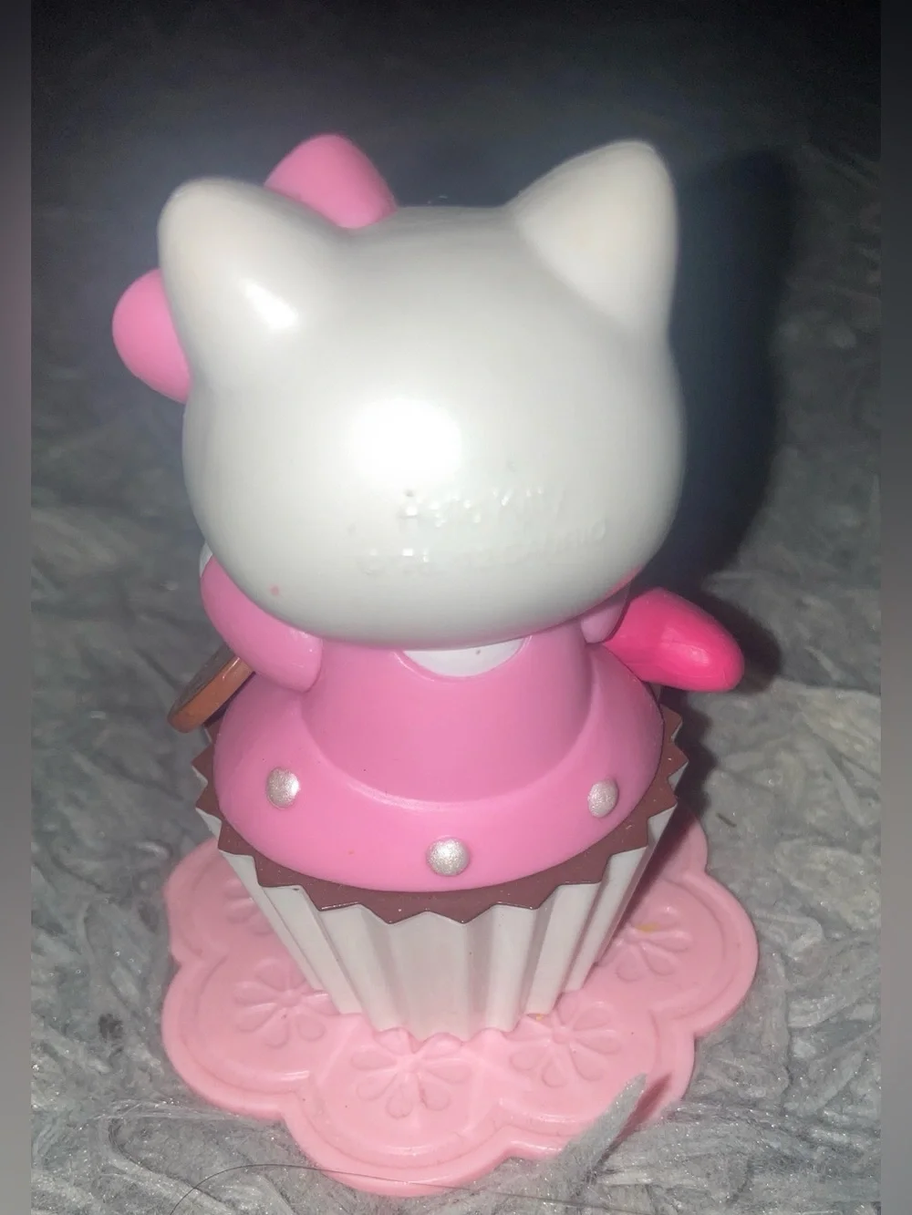 2012 Hello Kitty Pink and Red Heart Cupcake Figurine